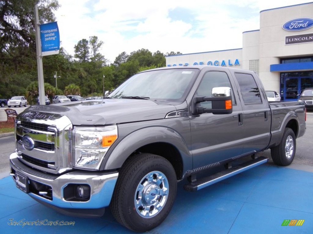 2012 Ford F250 Super Duty XLT Crew Cab in Sterling Grey Metallic photo