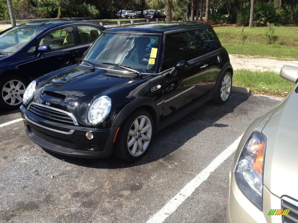 2004 Mini Cooper S Hardtop in Jet Black - D75600 | Jax ...