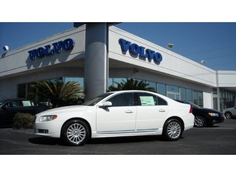 Ice White 2013 Volvo S80 3.2