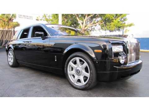 Black 2007 Rolls-Royce Phantom 