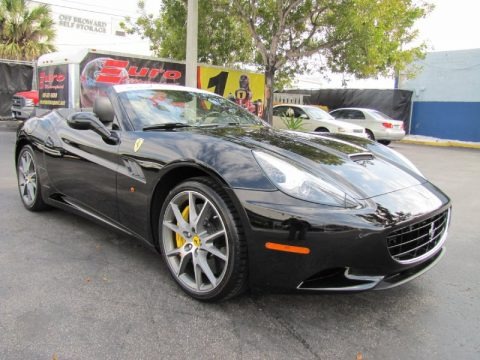 Nero Daytona (Black Metallic) 2011 Ferrari California 