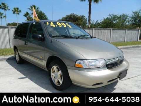 Spruce Green Metallic 2000 Mercury Villager Estate