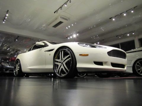 White 2005 Aston Martin DB9 Coupe