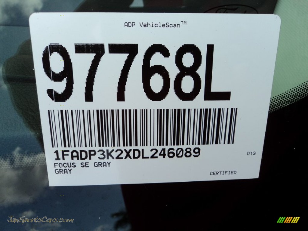 2013 Focus SE Hatchback - Sterling Gray / Charcoal Black photo #33