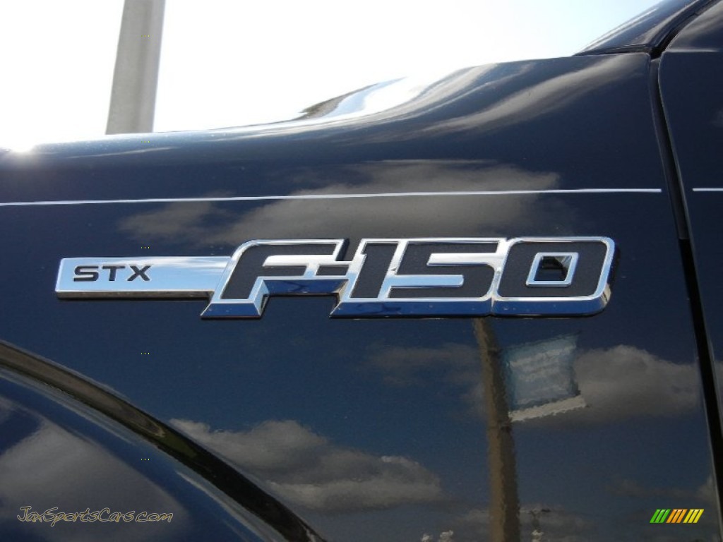 2014 F150 STX SuperCab - Tuxedo Black / Black photo #5