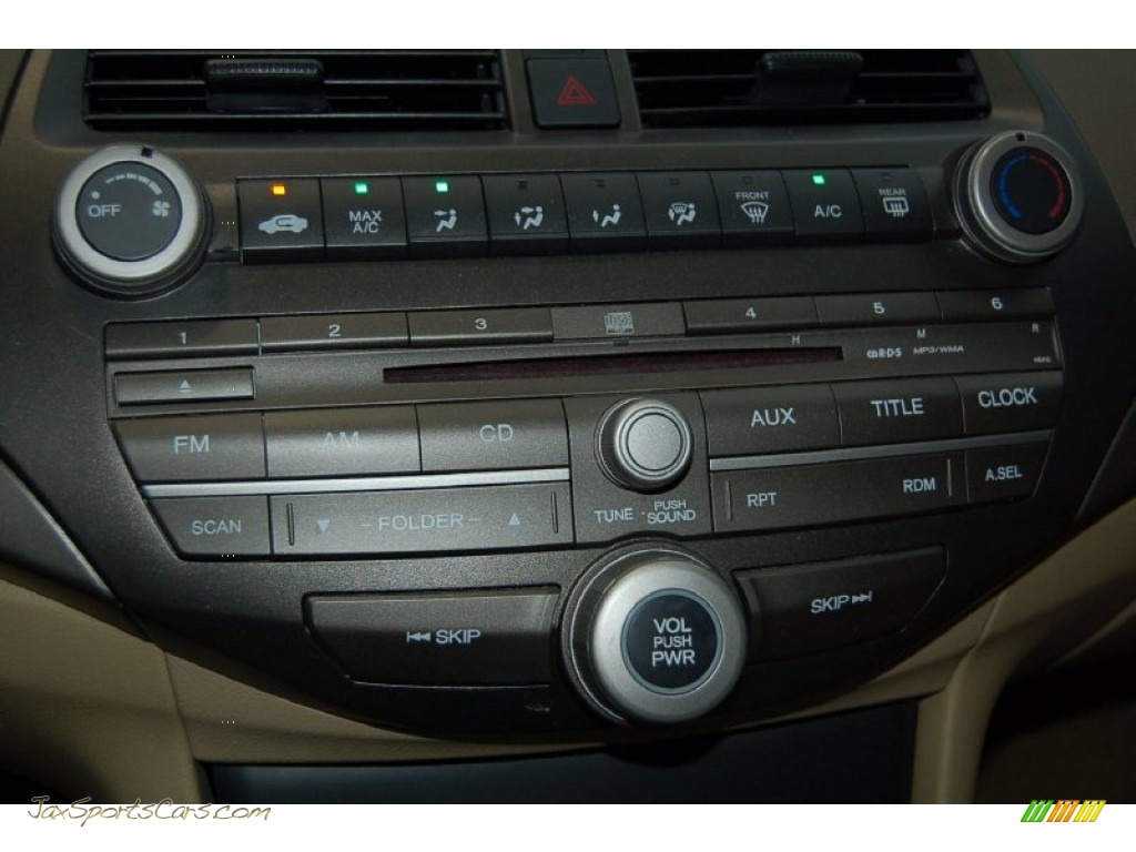 2010 Accord LX Sedan - Crystal Black Pearl / Gray photo #18